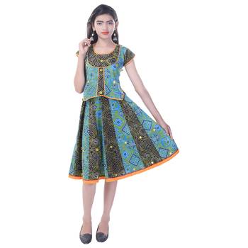 Multicolor Cotton Printed Set of Skirt and Top for Girls 4