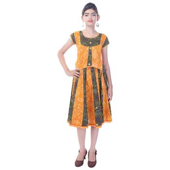 Multicolor Cotton Printed Set of Skirt and Top for Girls 1