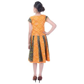 Multicolor Cotton Printed Set of Skirt and Top for Girls 2