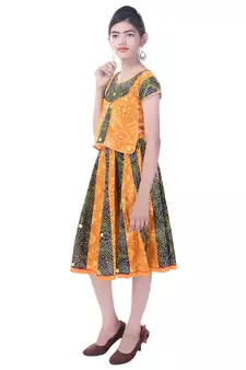 Multicolor Cotton Printed Set of Skirt and Top for Girls