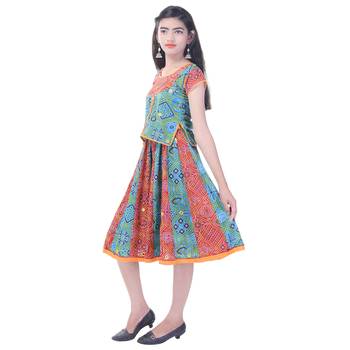 Multicolor Cotton Printed Set of Skirt and Top for Girls 3