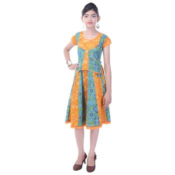 Multicolor Cotton Printed Set of Skirt and Top for Girls 1
