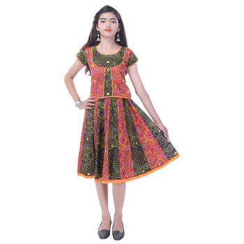 Multicolor Cotton Printed Set of Skirt and Top for Girls 1