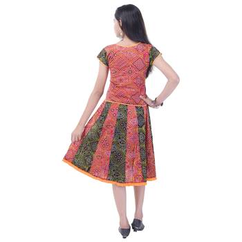 Multicolor Cotton Printed Set of Skirt and Top for Girls 2