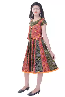 Multicolor Cotton Printed Set of Skirt and Top for Girls