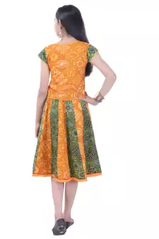 Multicolor Cotton Printed Set of Skirt and Top for Girls