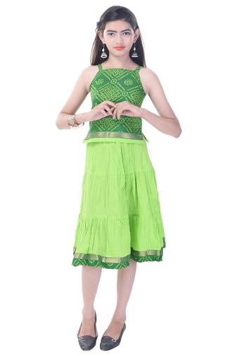 Green Cotton Printed Set of Skirt and Top for Girls