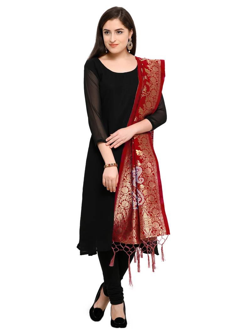 WOMEN'S Maroon BANARASI WOVEN DUPATTAS With Fancy tassels (FREE SIZE
