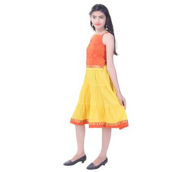 Orange Cotton Printed Set of Skirt and Top for Girls 3