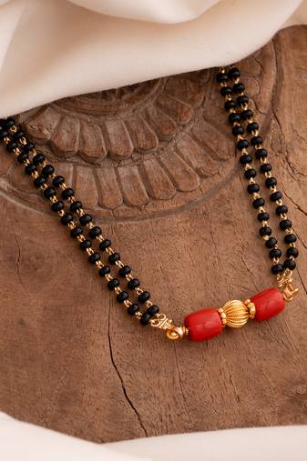 Black beads daremani SHORT 18" double line one gram gold