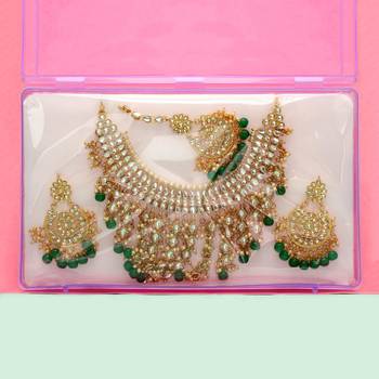 Green Color Imitation Pearl Kundan Necklace With Earring And Maang Tikka 3