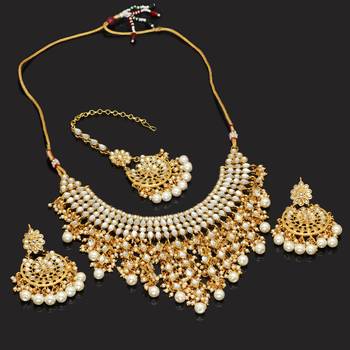 White Color Imitation Pearl Kundan Necklace With Earring And Maang Tikka 2