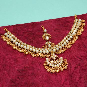 Gold Color Kundan Work Matha Patti 2