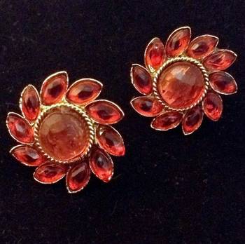 Traditional south INDIA Stone Kundan bollywood studs set in golden base 1