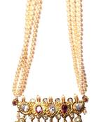 Tanmani is a traditional Maharashtrian necklace of pearls