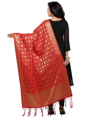 Red Color Poly Silk Banarasi Women'S Dupatta 3