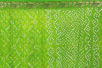 Light green bandhani saree with blouse 5