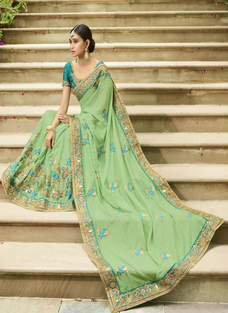 Light green embroidered silk blend saree with blouse Monjolika 2718997