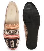 Men's Off White& Brown TPR Sole Material Printed Moccasins Slip Ons