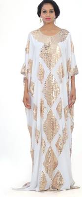 white Embroidered Georgette Islamic Kaftans With Zari & Stone Work 1