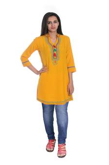 Geroo Jaipur Yellow embroidered cotton kurti