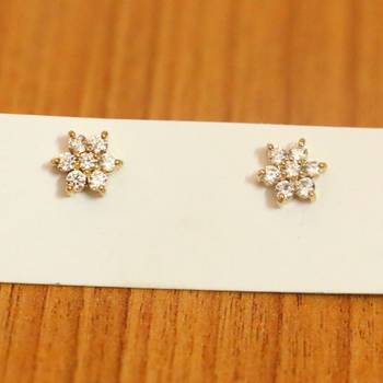 Diamond Look Flower Pattern Gold Plated Studs 1