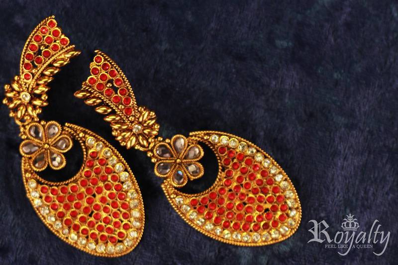 Royalty Colored Crystals, Kundan embedded Golden Earrings 