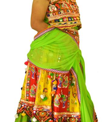 Multicolour yellow green navratri mirror work Kutch lehenga choli blouse and dupatta 4