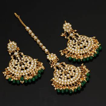 Partywear Collection Green Color Imitation Peral Kundan Earrings With Maang Tikka For Women 2