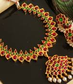 Beautiful Kemp Green Pearl Designer Temple Necklace Set 