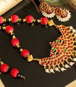 Beautiful Kemp Green Red Silk Thread Designer Necklace Set