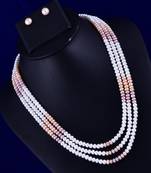 White pearl necklaces