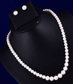 White pearl necklaces