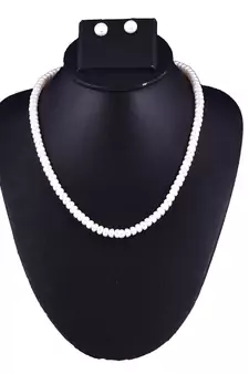 White pearl necklaces