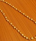 White Pearl Necklaces