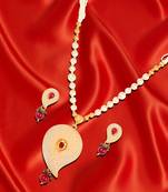 Pearl Keri Necklace Set for Woman with Earrings