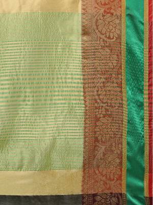 Green Woven Cotton Saree With Blouse 5