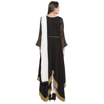 Black Embroidered Cotton Salwar With Dupatta 4