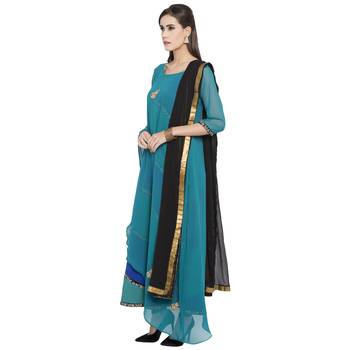 Blue Embroidered Georgette Salwar With Dupatta 3