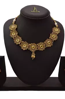 Gold jewellery