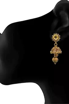 Gold jewellery