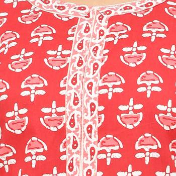 Red printed cotton kurti 5
