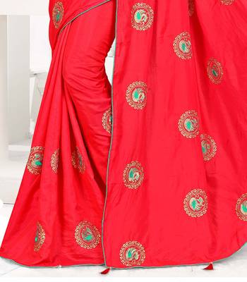 Red Embroidered silk blend Saree With Blouse 3