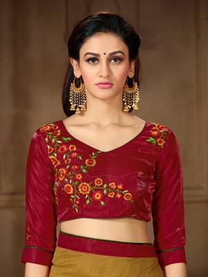 Yellow printed georgette saree with blouse 5