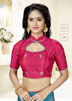 Blue Embroidered silk blend Saree With Blouse 2
