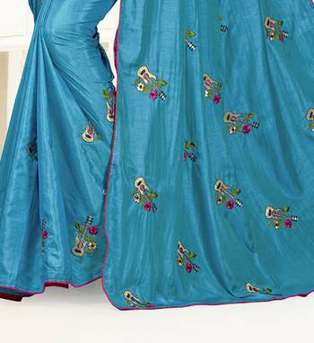 Blue Embroidered silk blend Saree With Blouse 3