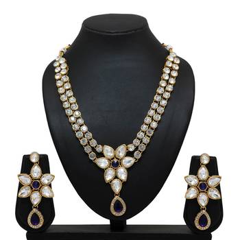 Blue necklaces 3