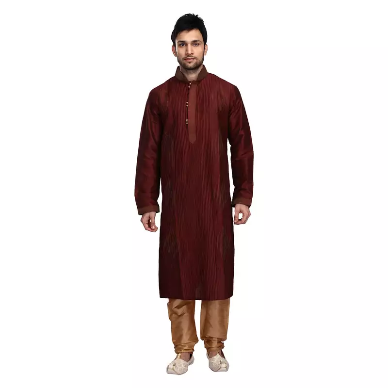 Maroon Intricately Designed Pintucked Kurta With Gundi Buttons On The Placket