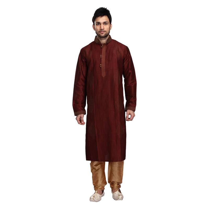 Maroon Intricately Designed Pintucked Kurta With Gundi Buttons On The Placket