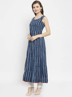   Indigo Hand Block Printed A Line Pure Cotton Kurta 4